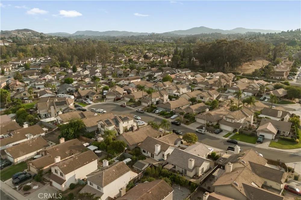 2434 Smokewood Escondido, CA 92026