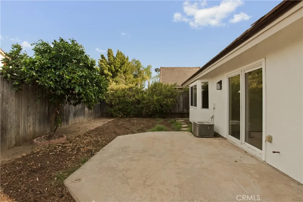 2434 Smokewood Escondido, CA 92026