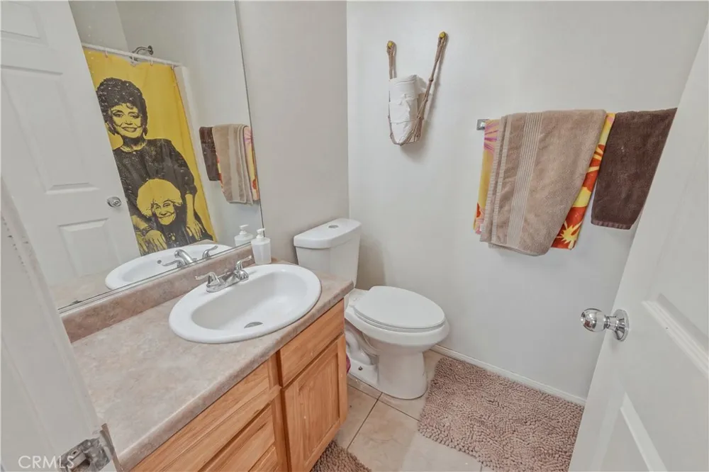 6252 Smoketree Avenue 29 Palms, CA 92277