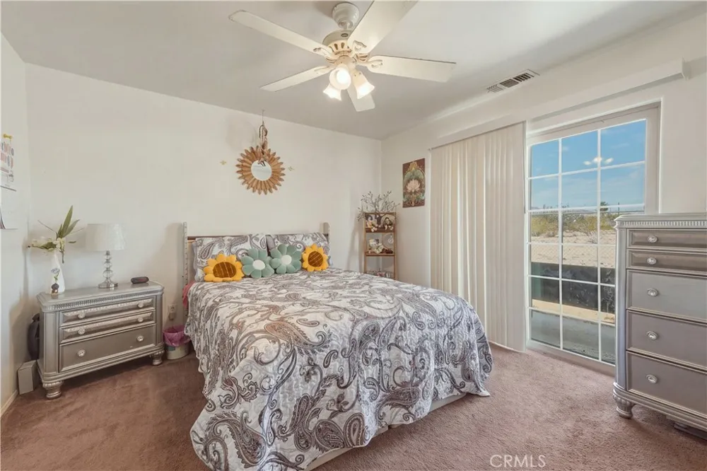 6252 Smoketree Avenue 29 Palms, CA 92277