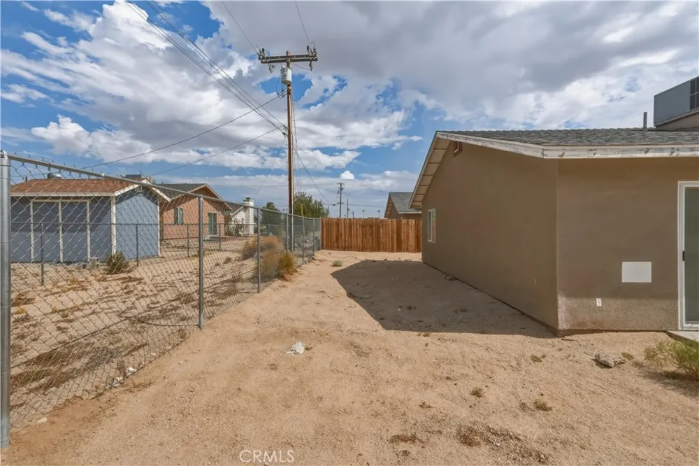 6636 Cholla Avenue 29 Palms, CA 92277