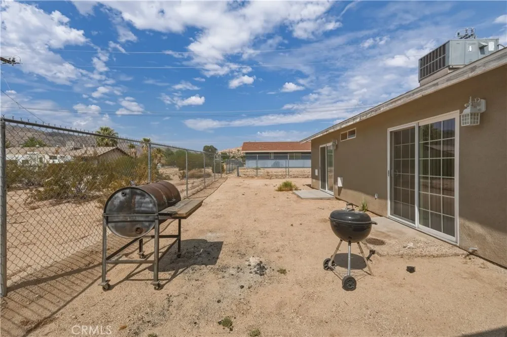 6636 Cholla Avenue 29 Palms, CA 92277