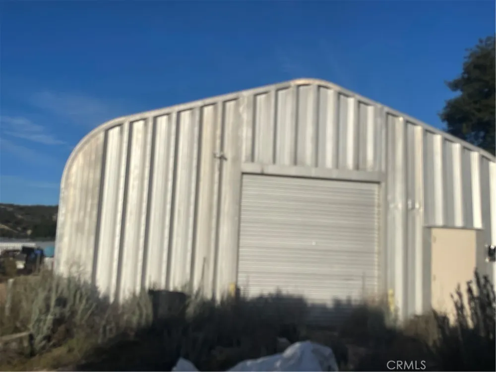 3131 La Posta Campo, CA 91906