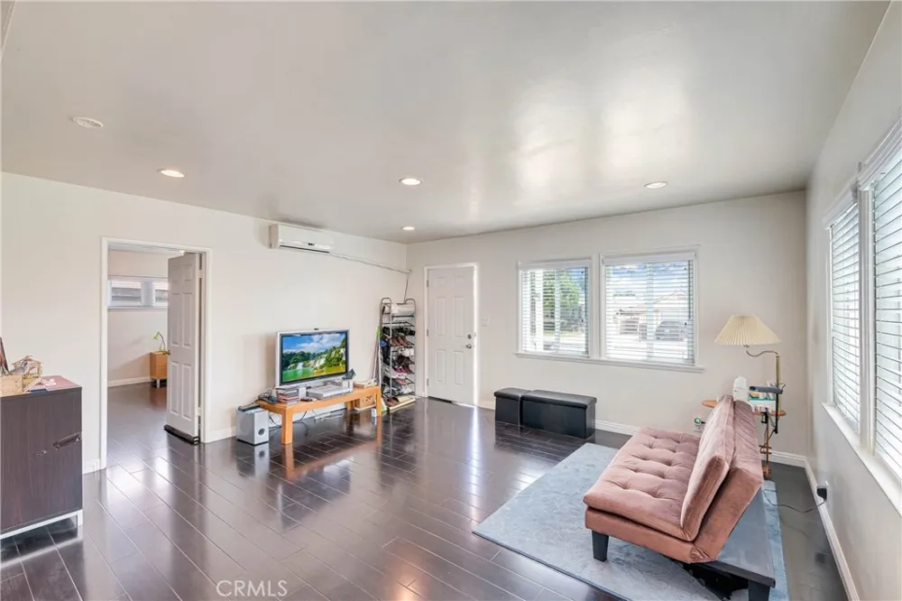 423 Florence Ave Monterey Park, CA 91755