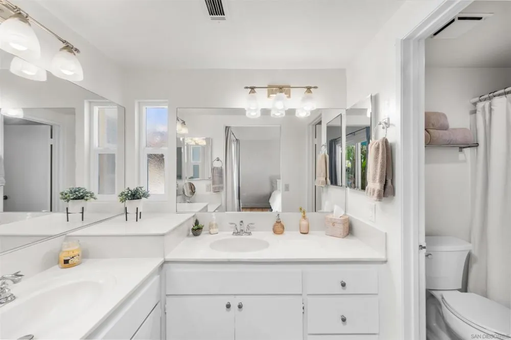 2027 Pointer Glen Escondido, CA 92029