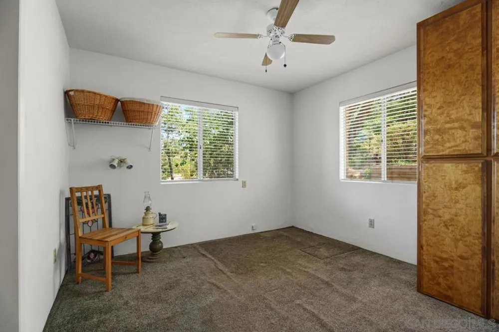 2906 Lakeview Drive Julian, CA 92036