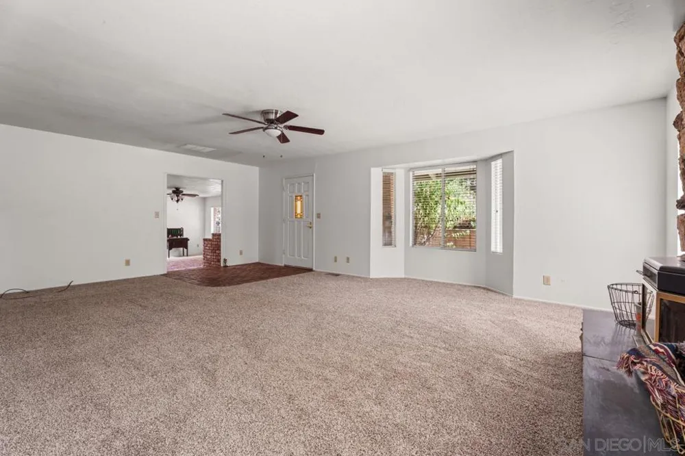 2906 Lakeview Drive Julian, CA 92036