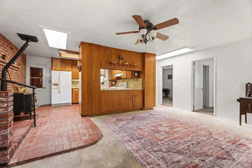 2906 Lakeview Drive Julian, CA 92036