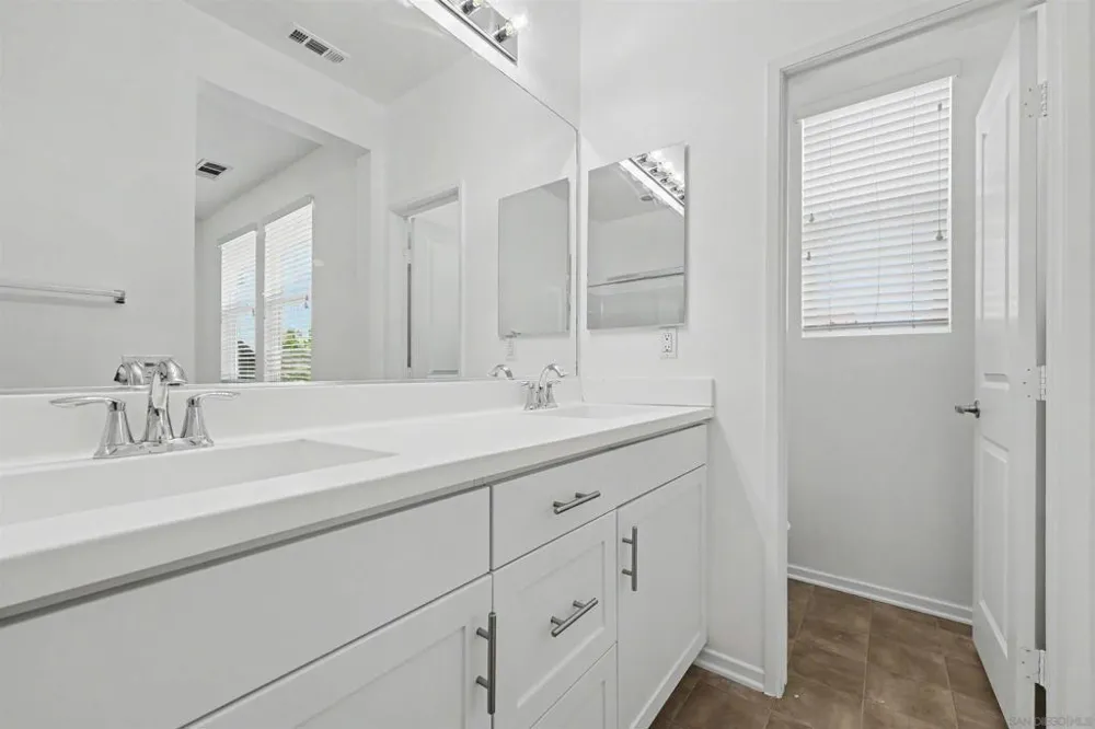 1702 Santa Gloria San Diego, CA 92154