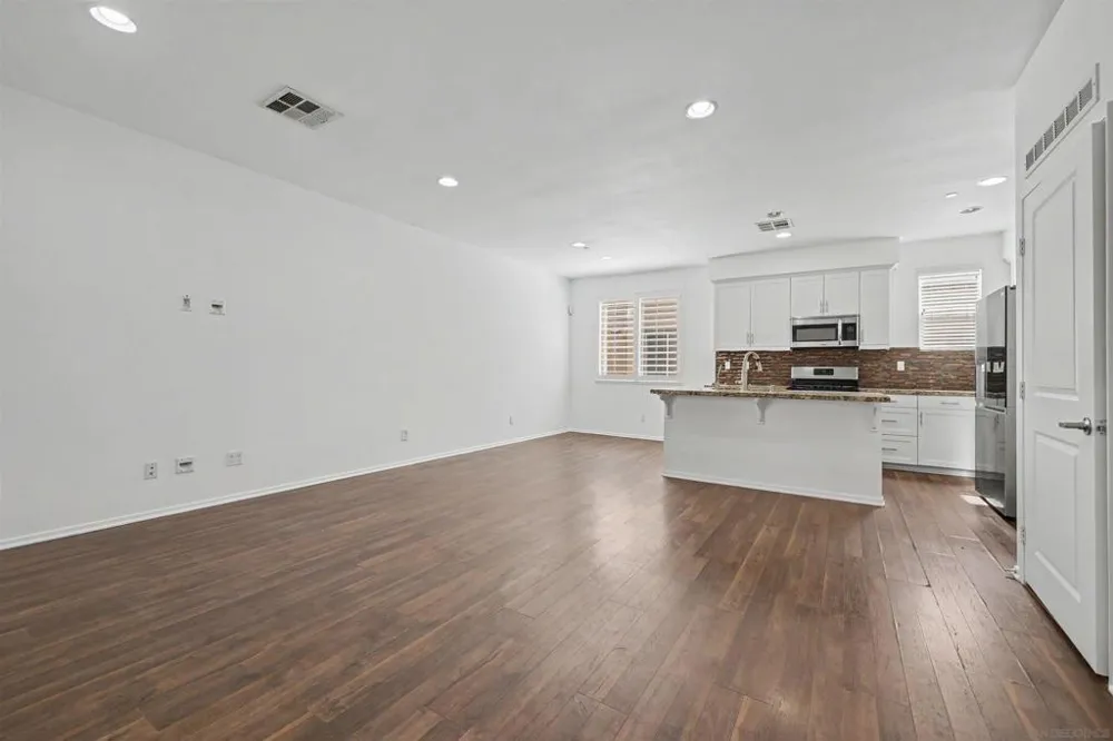 1702 Santa Gloria San Diego, CA 92154