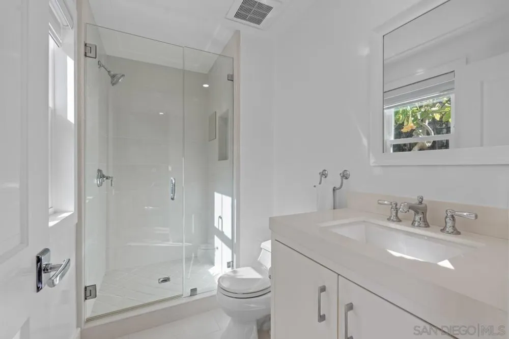 2879 Caminito Merion La Jolla, CA 92037