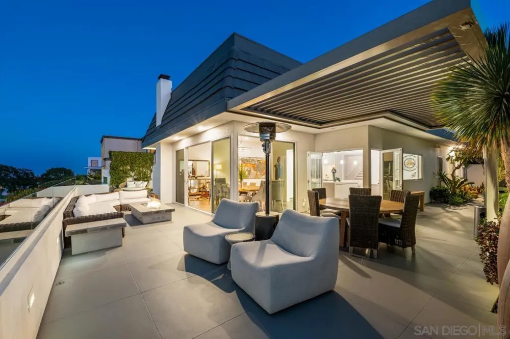 2879 Caminito Merion La Jolla, CA 92037