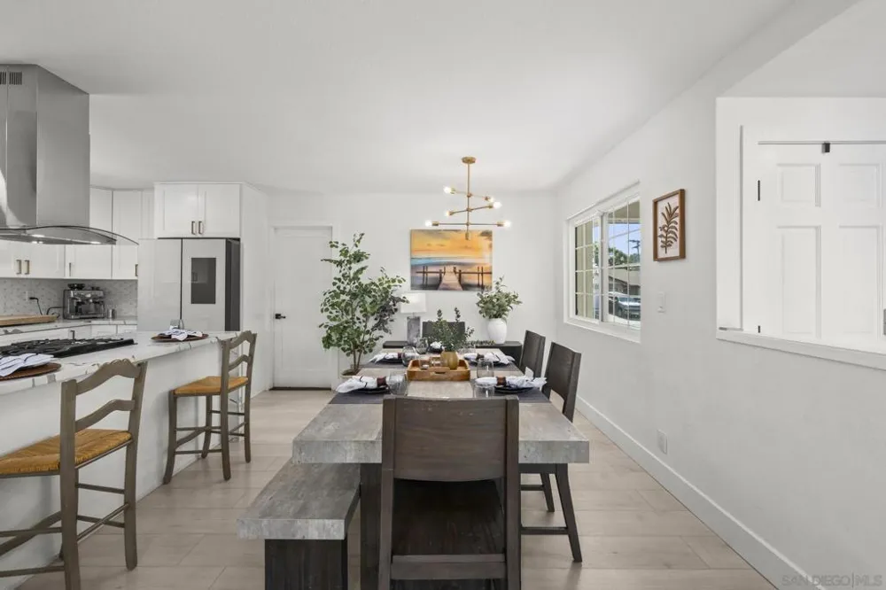 10252 Santana Street Santee, CA 92071