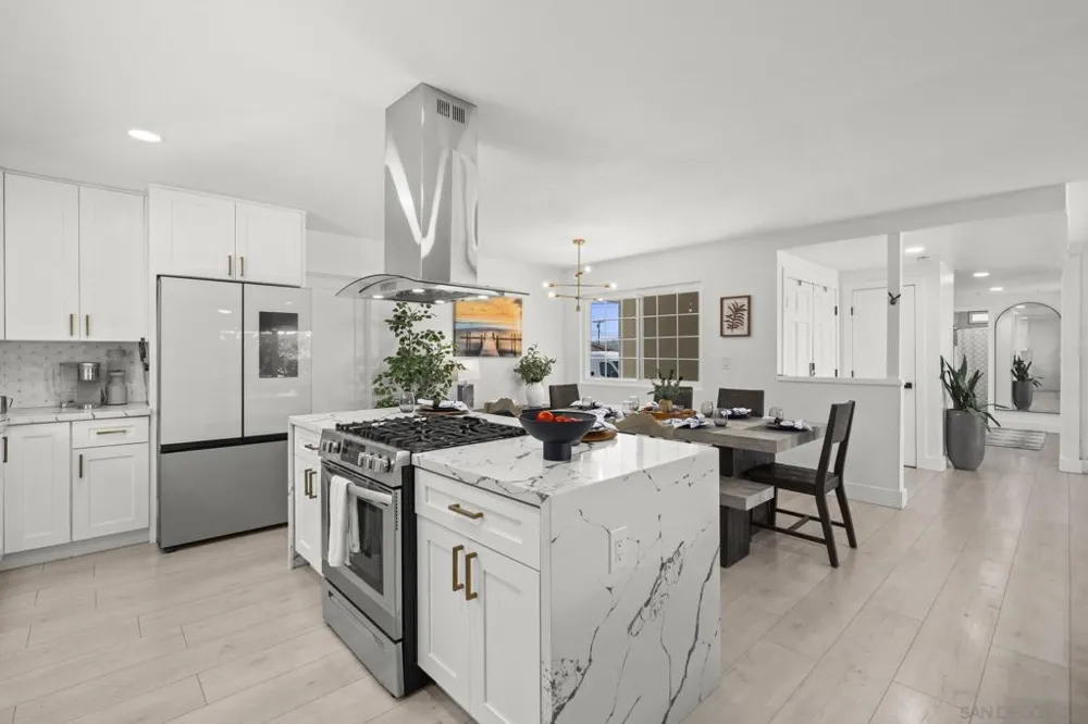 10252 Santana Street Santee, CA 92071