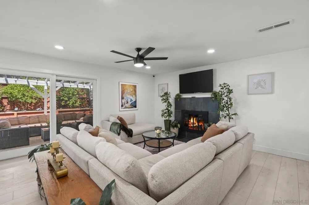 10252 Santana Street Santee, CA 92071