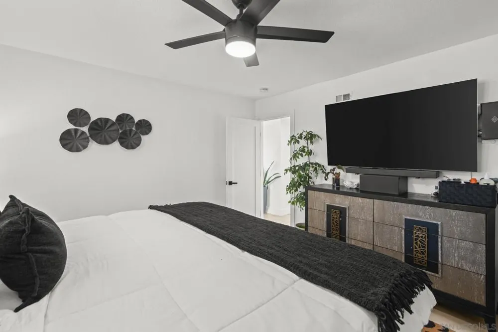 10252 Santana Street Santee, CA 92071