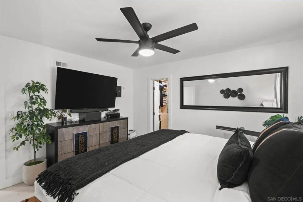 10252 Santana Street Santee, CA 92071