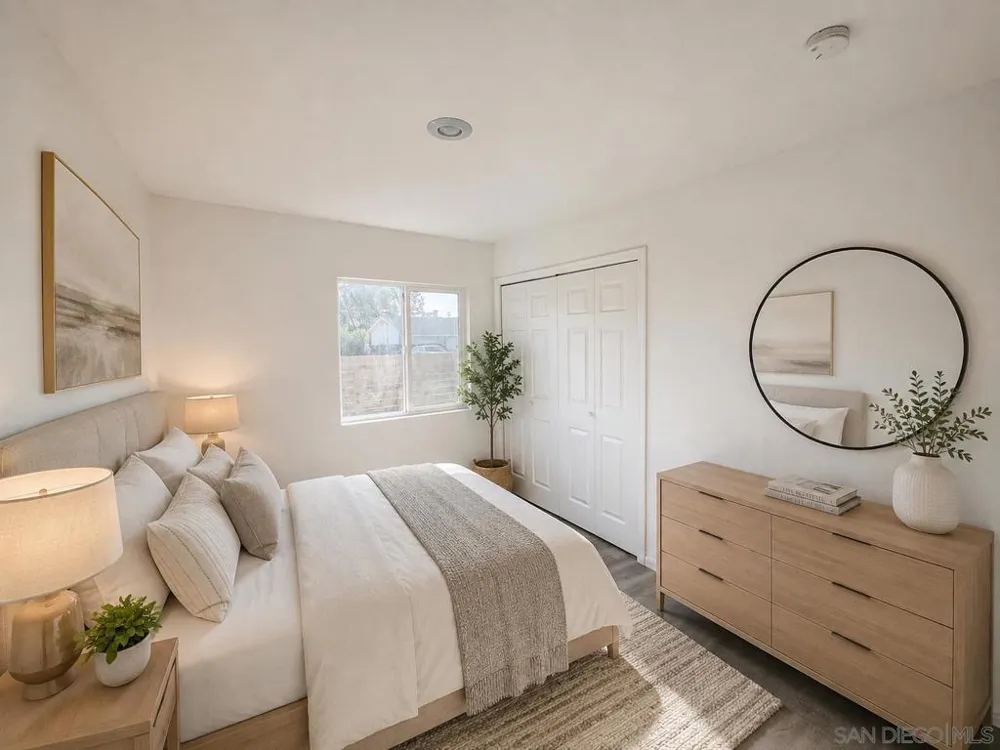 1272 Mollison Ave El Cajon, CA 92021