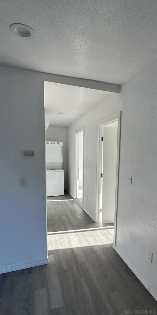 1272 Mollison Ave El Cajon, CA 92021
