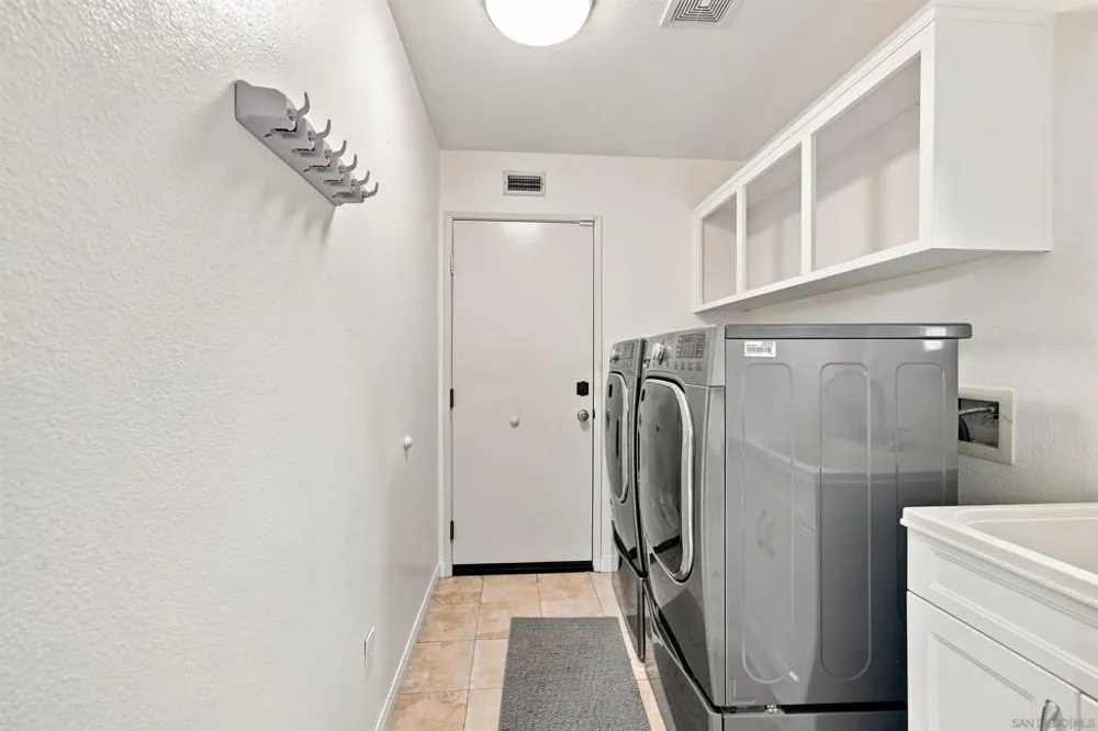 413 Lexington Oceanside, CA 92057
