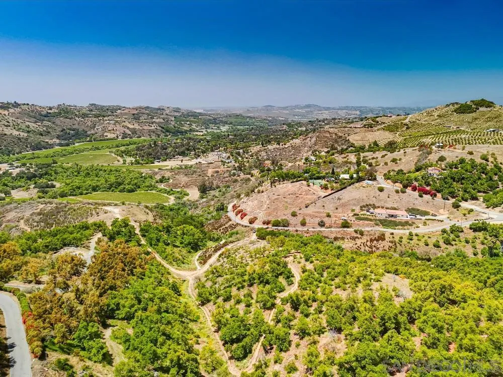 31675 Rancho Amigos Rd Bonsall, CA 92003