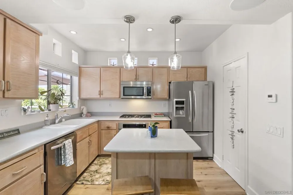 221 Donax Ave #4 Imperial Beach, CA 91932