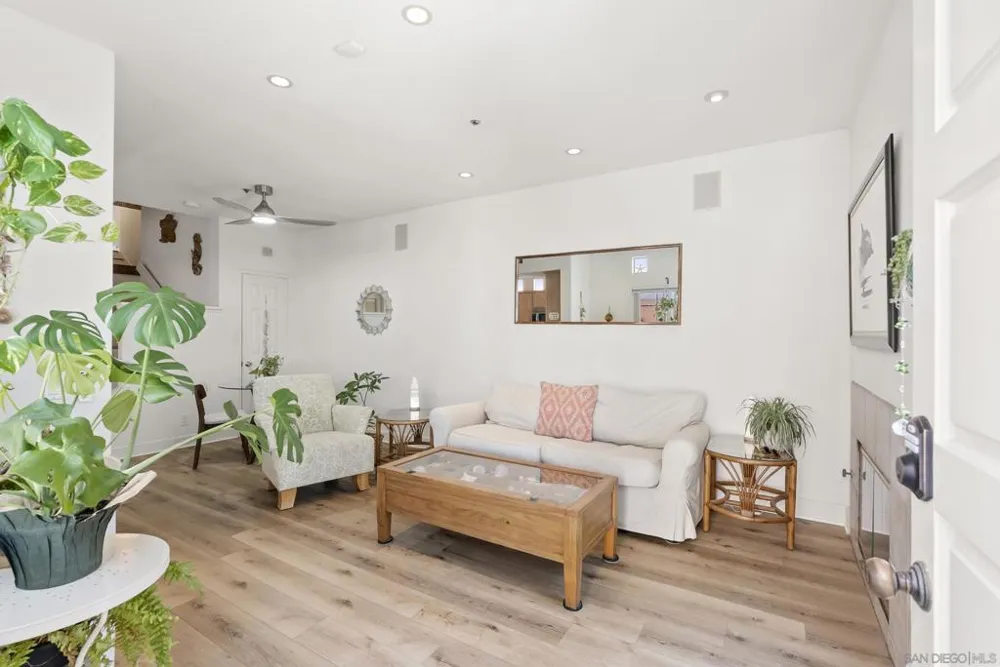 221 Donax Ave #4 Imperial Beach, CA 91932