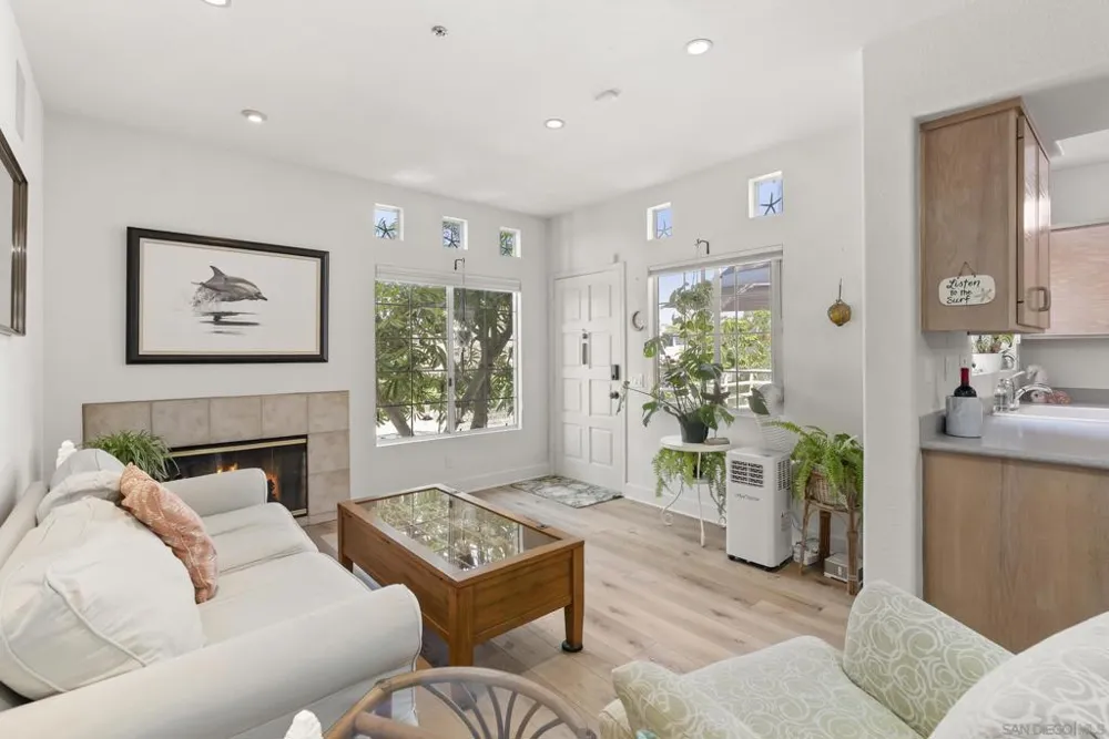 221 Donax Ave #4 Imperial Beach, CA 91932