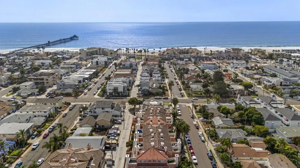 221 Donax Ave #4 Imperial Beach, CA 91932