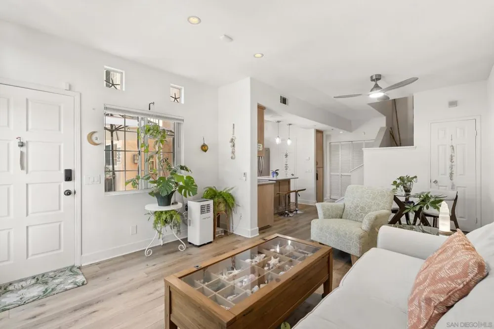 221 Donax Ave #4 Imperial Beach, CA 91932