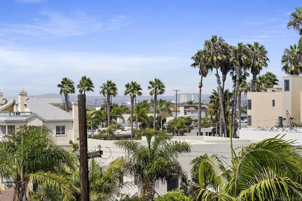 221 Donax Ave #4 Imperial Beach, CA 91932