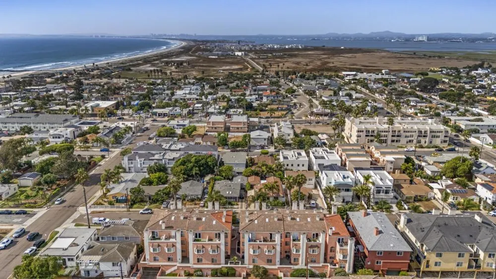 221 Donax Ave #4 Imperial Beach, CA 91932
