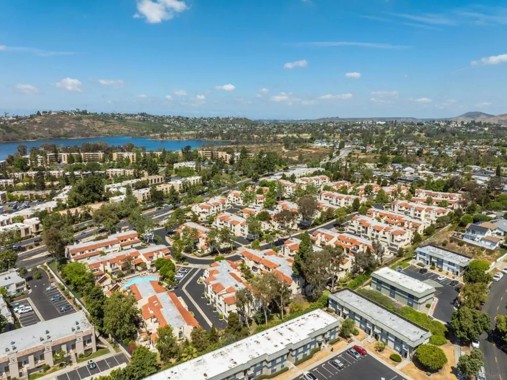 5715 Baltimore #34 La Mesa, CA 91942