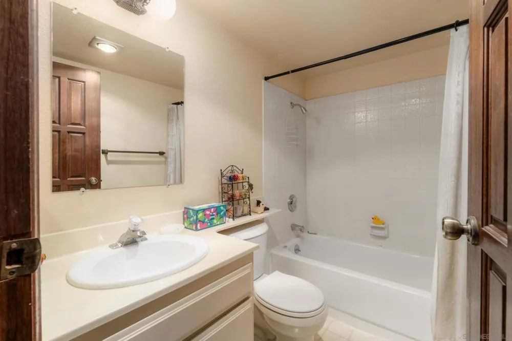 5715 Baltimore #34 La Mesa, CA 91942