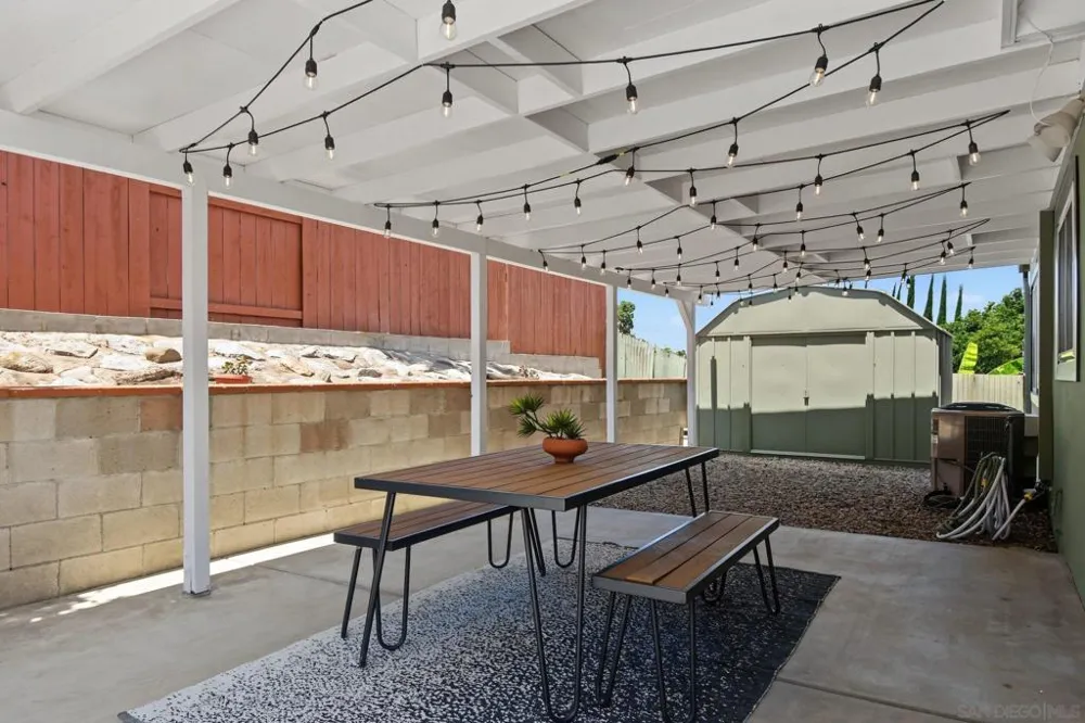 7118 Conestoga San Diego, CA 92120