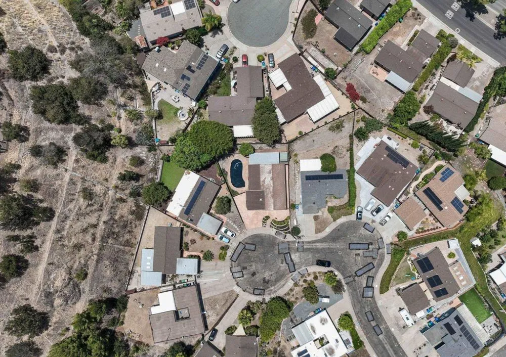 7118 Conestoga San Diego, CA 92120