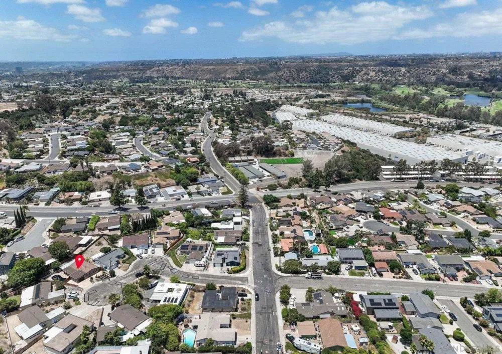 7118 Conestoga San Diego, CA 92120