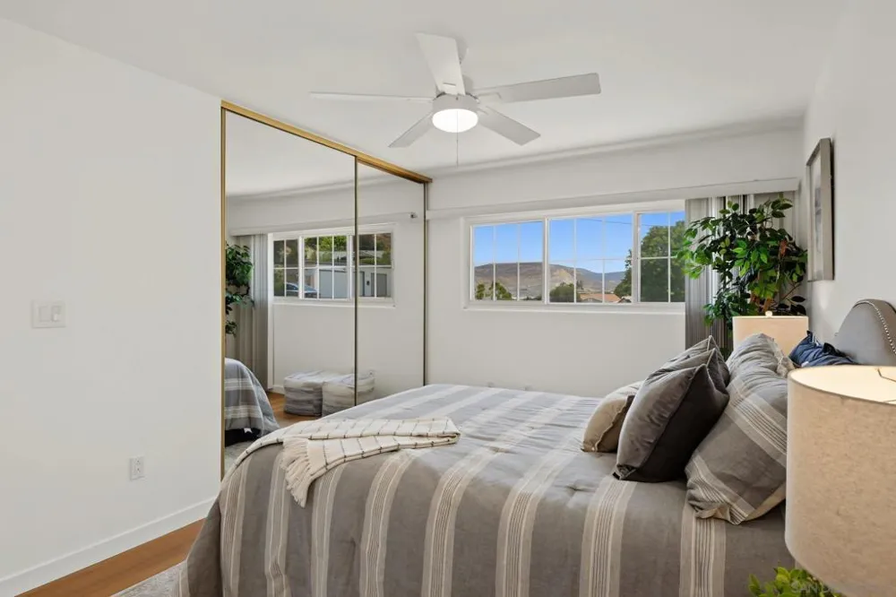 7118 Conestoga San Diego, CA 92120