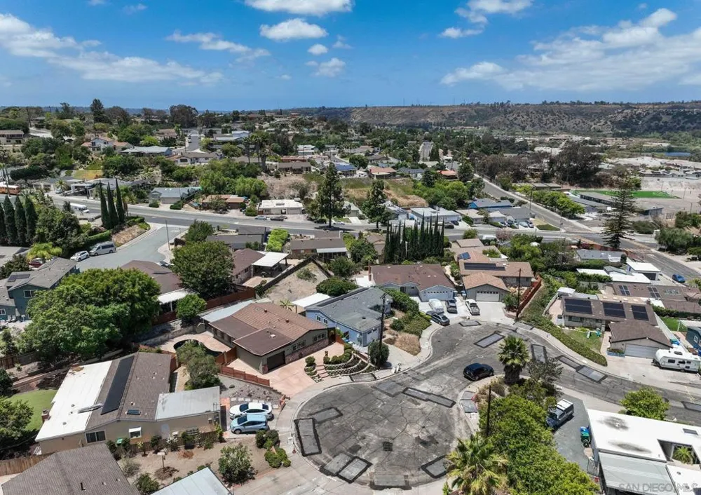 7118 Conestoga San Diego, CA 92120