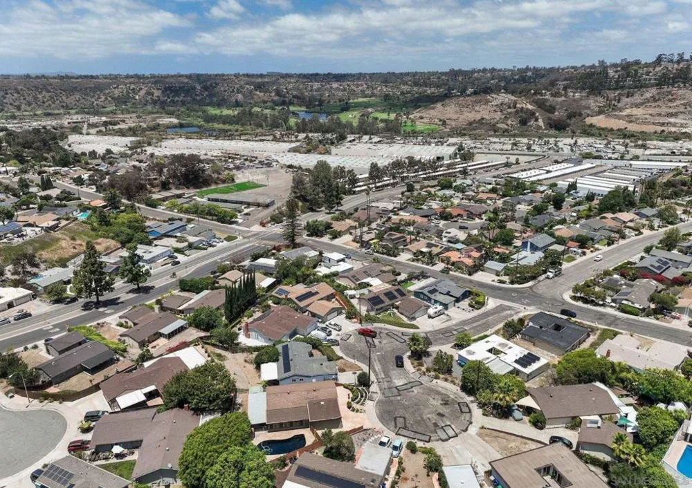 7118 Conestoga San Diego, CA 92120