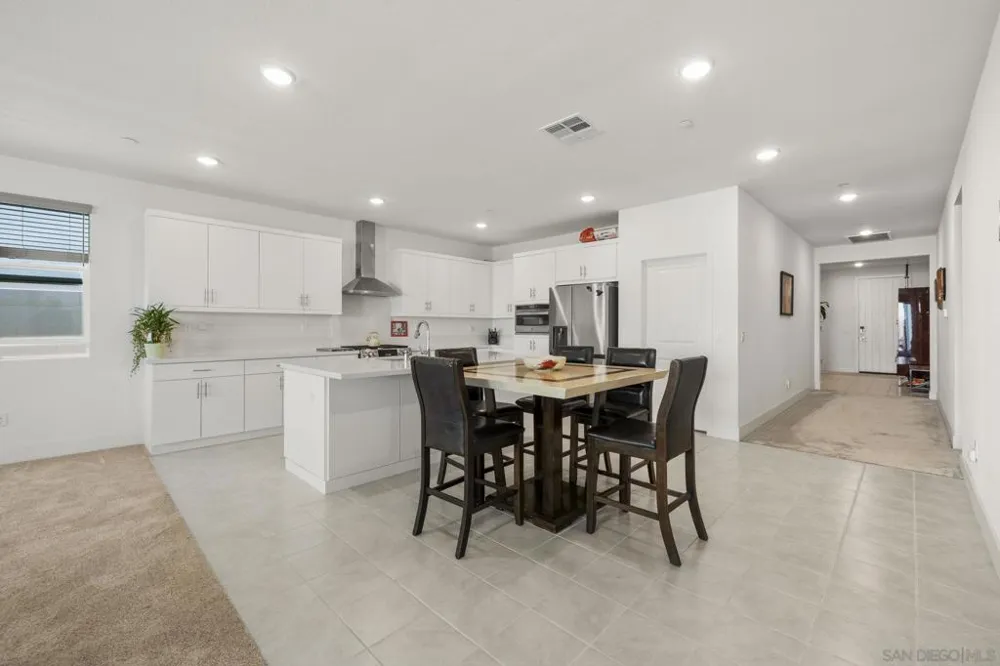 35617 Blue Bretton Dr Fallbrook, CA 92028