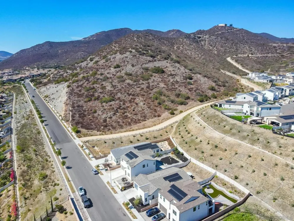 35617 Blue Bretton Dr Fallbrook, CA 92028