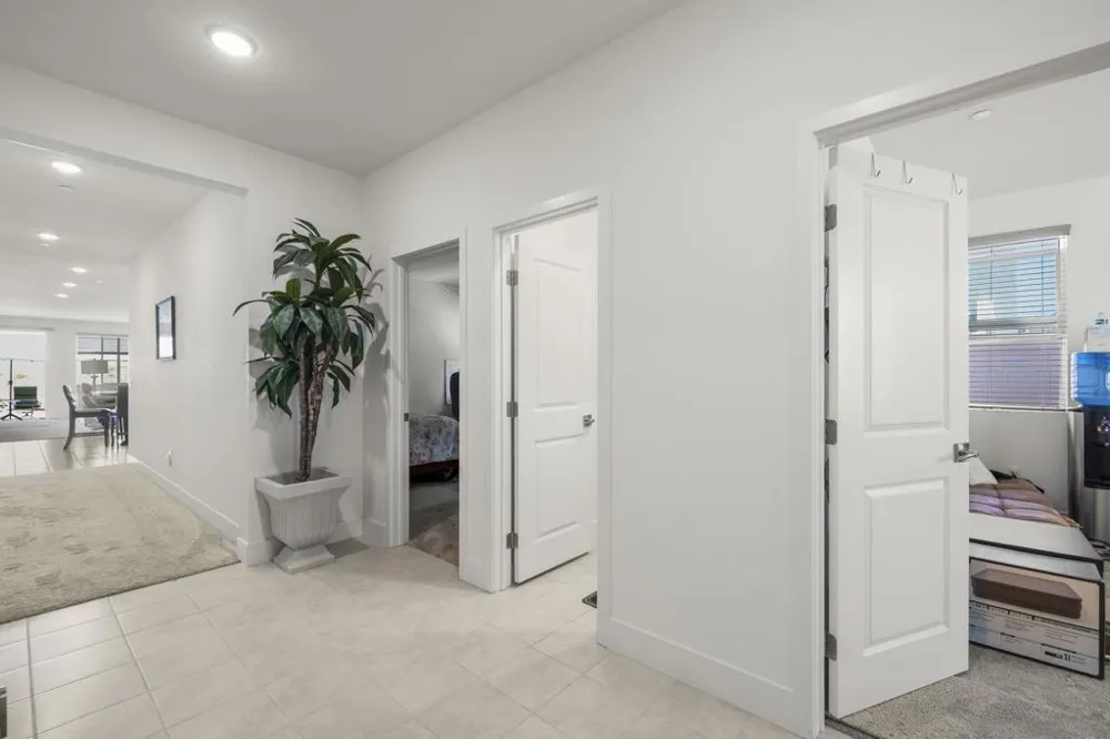 35617 Blue Bretton Dr Fallbrook, CA 92028