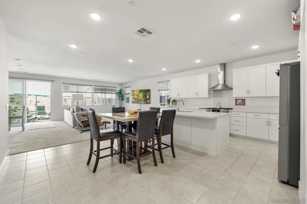 35617 Blue Bretton Dr Fallbrook, CA 92028