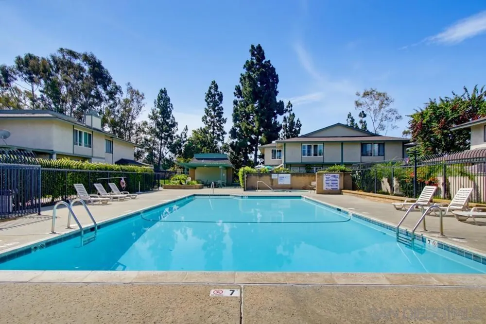 10142 Caminito Zar San Diego, CA 92126
