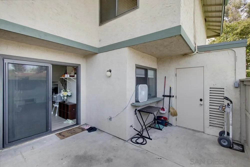 10142 Caminito Zar San Diego, CA 92126
