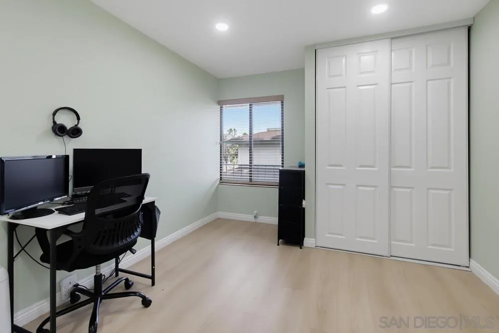 10142 Caminito Zar San Diego, CA 92126