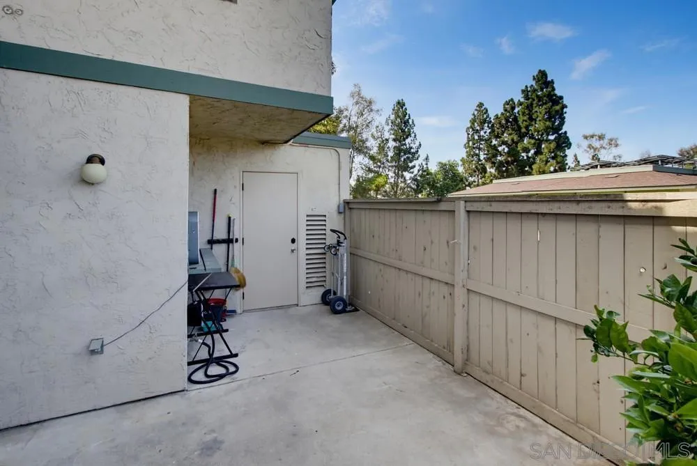 10142 Caminito Zar San Diego, CA 92126