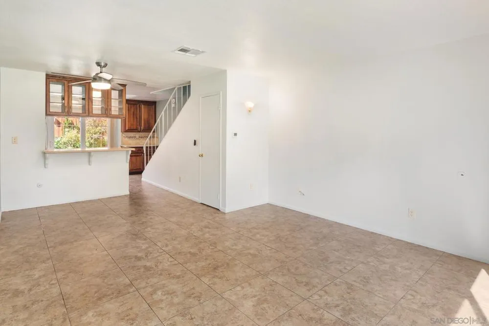6544 Bell Bluff San Diego, CA 92119