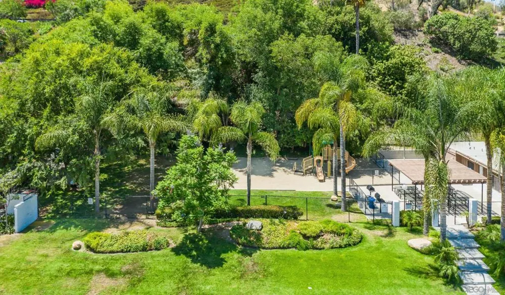 6544 Bell Bluff San Diego, CA 92119